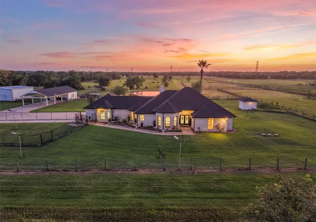 Photo 3 of Single family home for sale at 616 County Rd 44, Angleton, TX 77515 | MLS# 58452648 | Listing updated on 2026-09-23