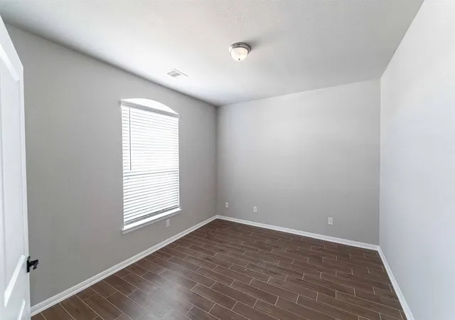2nd image of 3823 Mulberry Farms Dr, Santa Fe, TX 77510 | MLS# 52307587