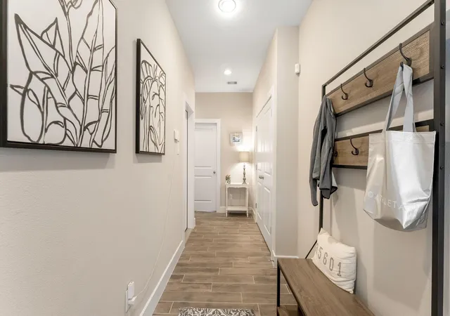 4th image of 404 Drennan St, Houston, TX 77003 | MLS# 46303396