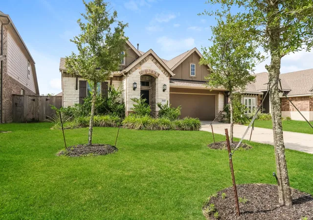 Photo 2 of Single family home for sale at 3332 Rolling View Ct, Conroe, TX 77301 | MLS# 63153924 | Listing updated on 2026-09-20