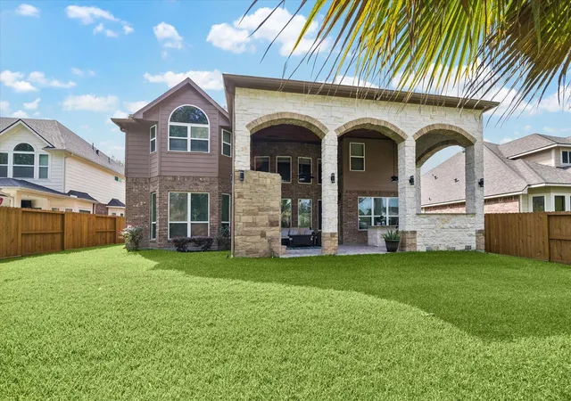 Homes for sale in Houston, TX | 6130 Riverchase Glen Dr, Houston, TX 77345 | MLS# 47962389