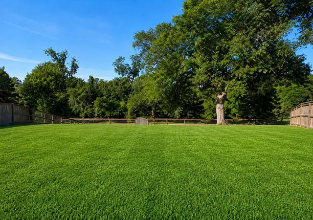 34th image of 202 Creekside Ln, Lake Jackson, TX 77566 | MLS# 4105873