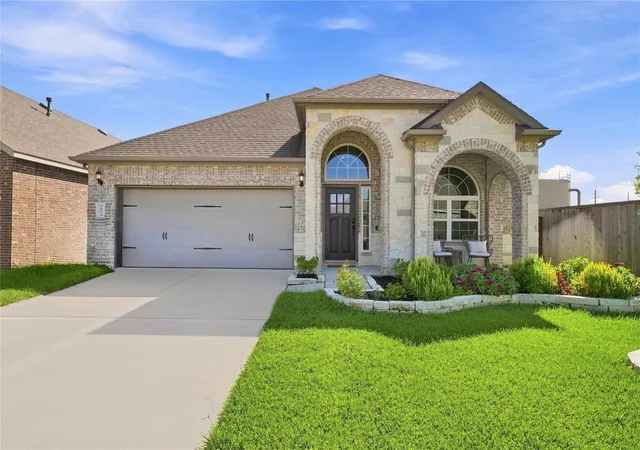 Photo 2 of Single family home for sale at 20826 Sherwood Pass Ln, Spring, TX 77379 | MLS# 46389541 | Listing updated on 2026-09-03