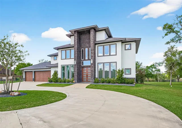 Homes for sale in Richwood, TX | 31734 Bayou Bnd, Richwood, TX 77515 | MLS# 13671568
