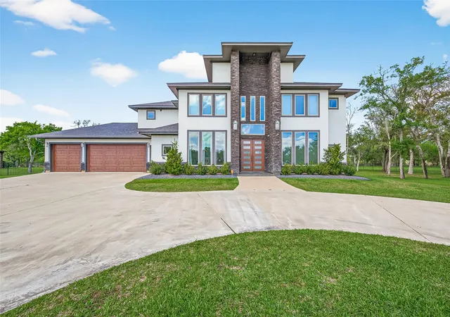 Homes for sale in Richwood, TX | 31734 Bayou Bnd, Richwood, TX 77515 | MLS# 13671568