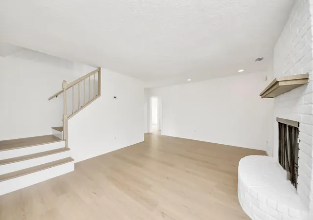 Photo 3 of Sale Pending at 7230 Pella Dr, Houston, TX 77036 | MLS# 72505136 | Listing updated on 2026-08-18