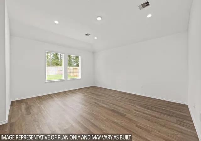 Photo 4 of Single family home for sale at 16636 Woodland Retreat Ln, Conroe, TX 77302 | MLS# 67496079 | Listing updated on 2026-09-17