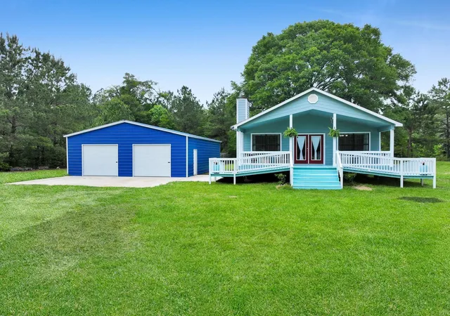 Homes for sale in Warren, TX | 7211 County Road 1325, Warren, TX 77664 | MLS# 26397148