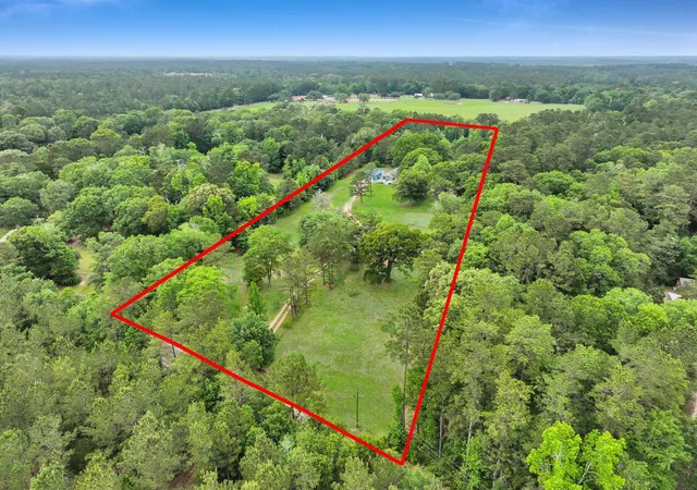 Homes for sale in Warren, TX | 7211 County Road 1325, Warren, TX 77664 | MLS# 26397148