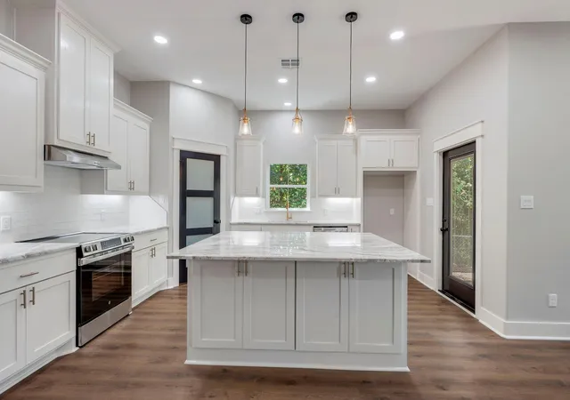 Homes for sale in Franklin, TX | 312 Morehead St E, Franklin, TX 77856 | MLS# 31807324