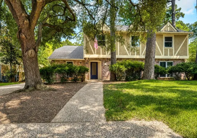 Photo 2 of Single family home for sale at 10818 Elmdale Dr, Houston, TX 77070 | MLS# 49869127 | Listing updated on 2026-09-16