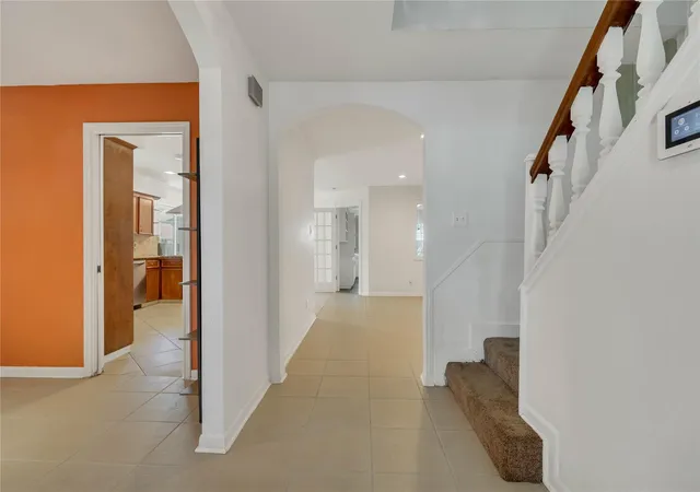 Photo 4 of Single family home for sale at 10818 Elmdale Dr, Houston, TX 77070 | MLS# 49869127 | Listing updated on 2026-09-16