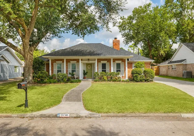 Photo 1 of Single family home for sale at 9718 Moorberry Ln, Houston, TX 77080 | MLS# 36990875 | Listing updated on 2026-09-05