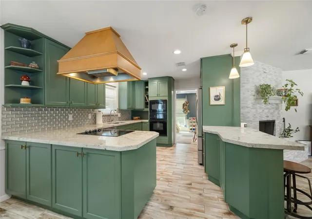 Photo 3 of Single family home for sale at 9718 Moorberry Ln, Houston, TX 77080 | MLS# 36990875 | Listing updated on 2026-09-05