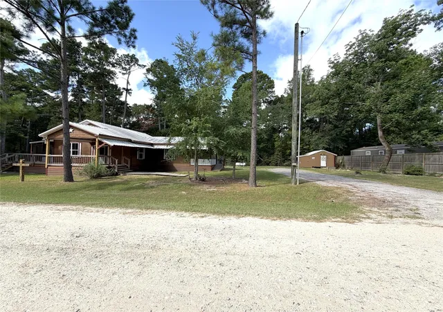 Photo 2 of Single family home for sale at 294 Canadian Dr, Trinity, TX 75862 | MLS# 97396953 | Listing updated on 2026-09-15