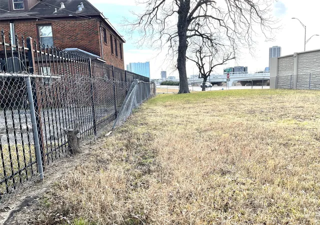 Photo 3 of Land for sale at 2209 Wichita St, Houston, TX 77004 | MLS# 43681734 | Listing updated on 2026-08-27