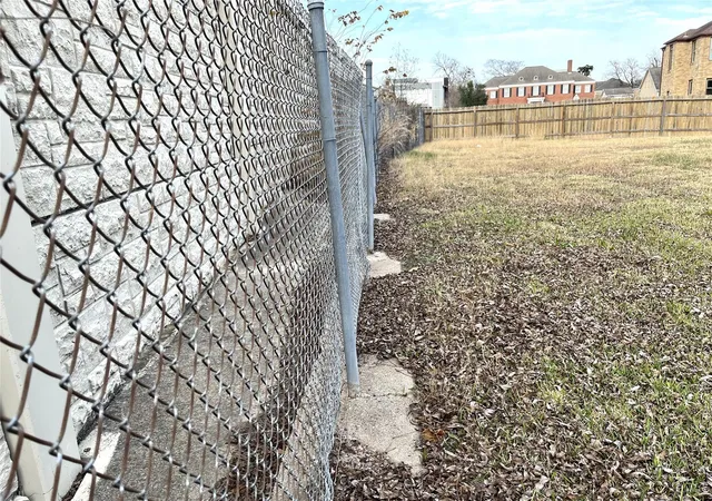 Photo 4 of Land for sale at 2209 Wichita St, Houston, TX 77004 | MLS# 43681734 | Listing updated on 2026-08-27