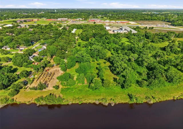 Photo 1 of Land for sale at 7326 Custer St, Hitchcock, TX 77563 | MLS# 73417402 | Listing updated on 2026-07-29