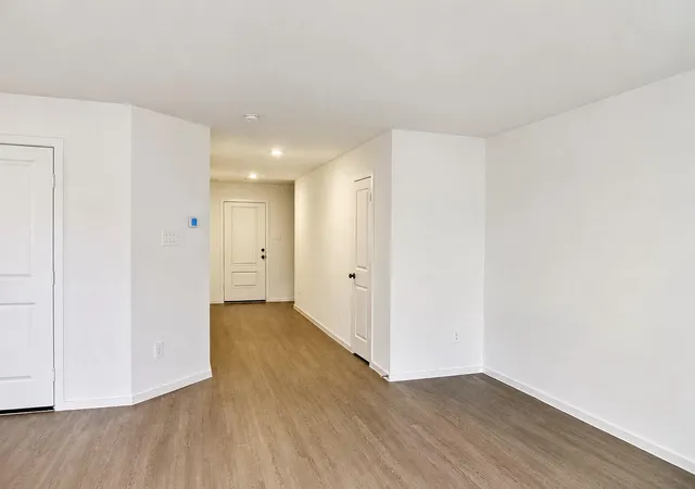 Photo 4 of Single family home for sale at 14978 N Ascot Bend Cir, Conroe, TX 77306 | MLS# 83212110 | Listing updated on 2026-09-19