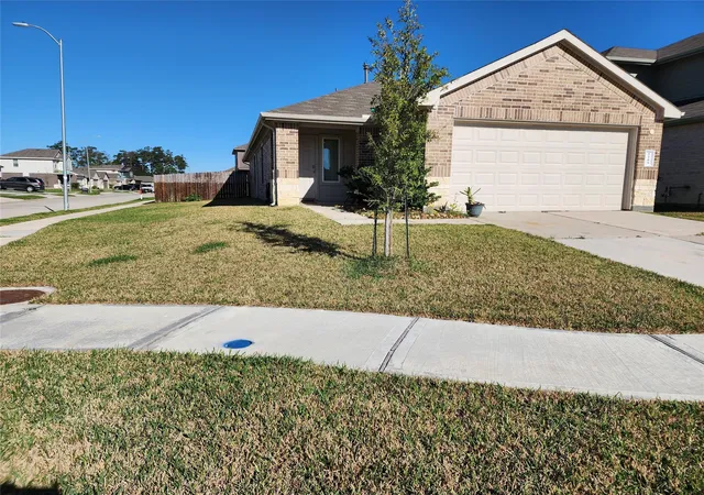 2nd image of 5203 Mossdale Bluff Ln, Spring, TX 77373 | MLS# 32947912