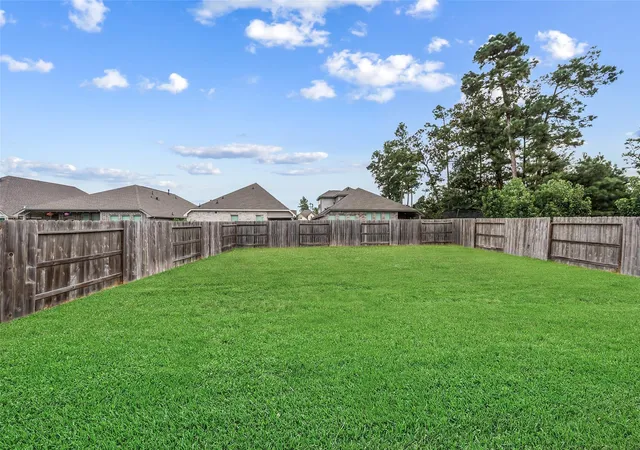 Photo 3 of Single family home for sale at 3043 Stonebriar Ct, Conroe, TX 77301 | MLS# 31779099 | Listing updated on 2026-08-20