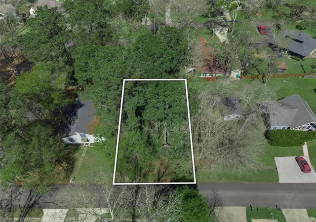 2nd image of 168 Mid Pines Dr, Conroe, TX 77304 | MLS# 85987301