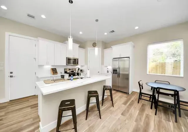 5th image of 5935 Beall St #A, Houston, TX 77091 | MLS# 73336029