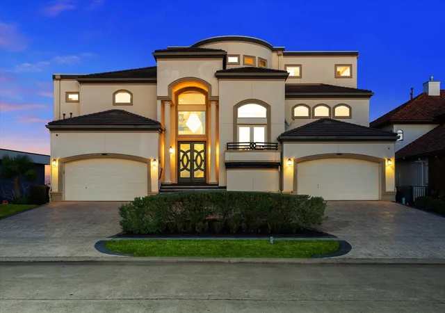 1st image of 752 Pegasus Ln, League City, TX 77573 | MLS# 52106863