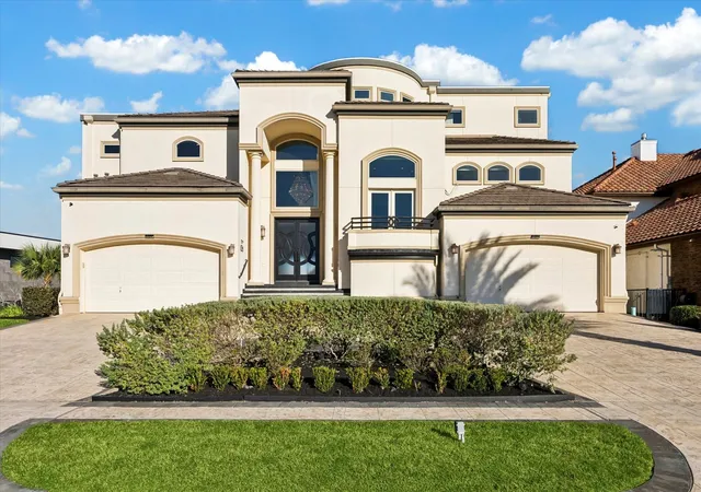 2nd image of 752 Pegasus Ln, League City, TX 77573 | MLS# 52106863