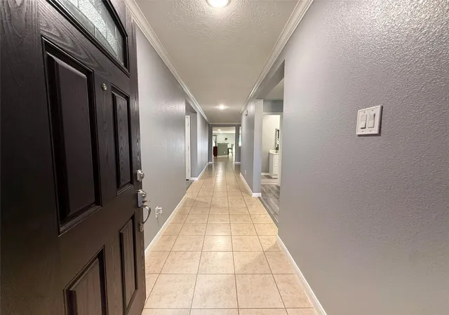 Photo 3 of Single family home for sale at 11618 Wren Xing Dr, Houston, TX 77038 | MLS# 43785969 | Listing updated on 2026-03-14