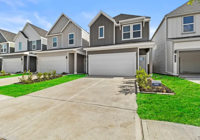 Photo 2 of Single family home for sale at 2634 Afton Hts Way, Houston, TX 77051 | MLS# 82465755 | Listing updated on 2026-09-18