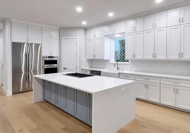 Photo 2 of Single family home for sale at 902 Knox St #A, Houston, TX 77007 | MLS# 66429415 | Listing updated on 2026-07-21