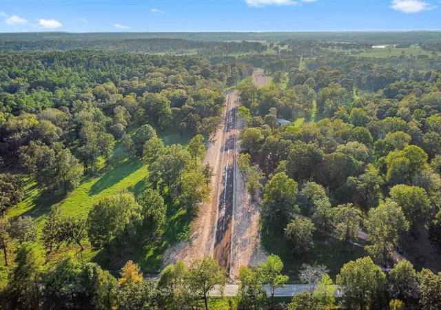 3rd image of 6141 Alans Memorial Ln, New Waverly, TX 77358 | MLS# 20190248