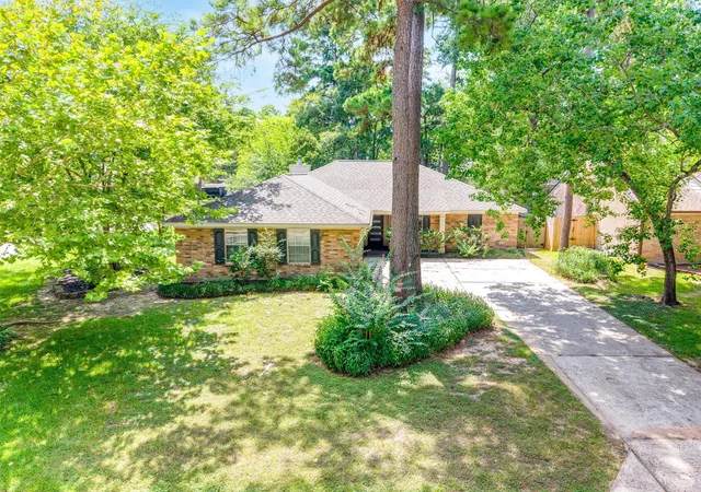 1st image of 3 Still Corner Pl, Spring, TX 77381 | MLS# 50333707