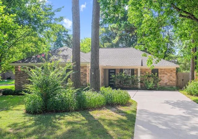 3rd image of 3 Still Corner Pl, Spring, TX 77381 | MLS# 50333707