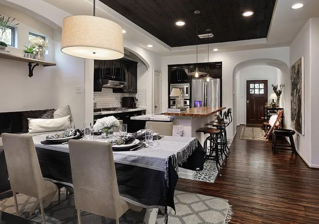 Photo 4 of Condo for sale at 63 Douvaine, The Woodlands, TX 77382 | MLS# 92113436 | Listing updated on 2026-08-12