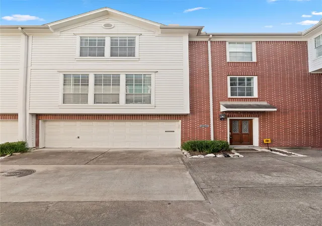 3rd image of 2256 La Branch St, Houston, TX 77002 | MLS# 69001919