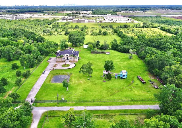 Homes for sale in Houston, TX | 4637 Dagg Rd, Houston, TX 77048 | MLS# 14098860