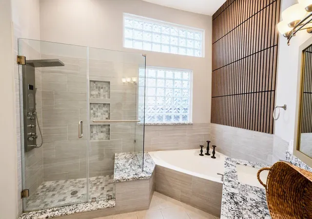 Photo 3 of Sale Pending at 15 Oakmont Ct, Jersey Village, TX 77064 | MLS# 47342138 | Listing updated on 2026-10-10