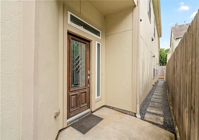 3rd image of 1611 Summer St #B, Houston, TX 77007 | MLS# 14966494