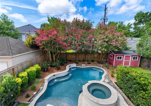 4th image of 2123 University Blvd, Houston, TX 77030 | MLS# 55460594