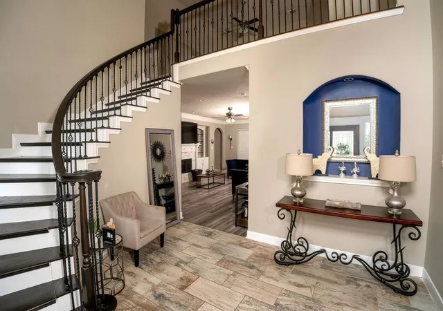 2nd image of 2006 Pebble Ln, Friendswood, TX 77546 | MLS# 50304622