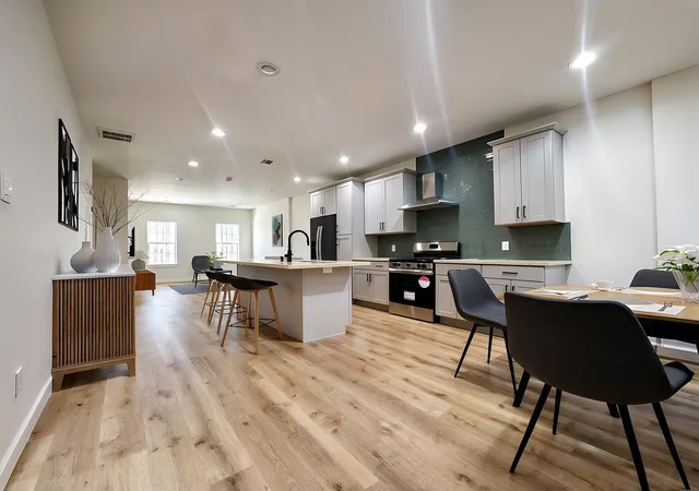 3rd image of 7322 Laredo St, Houston, TX 77020 | MLS# 71011861