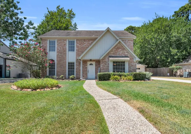 Photo 2 of Sale Pending at 3718 Cypress Hill Dr, Spring, TX 77388 | MLS# 16763625 | Listing updated on 2026-09-15