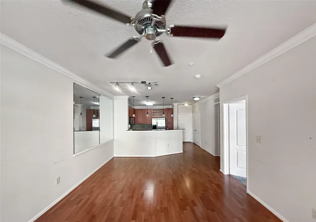 3rd image of 1711 Old Spanish Trail #240, Houston, TX 77054 | MLS# 94851979