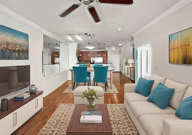 4th image of 1711 Old Spanish Trail #240, Houston, TX 77054 | MLS# 94851979