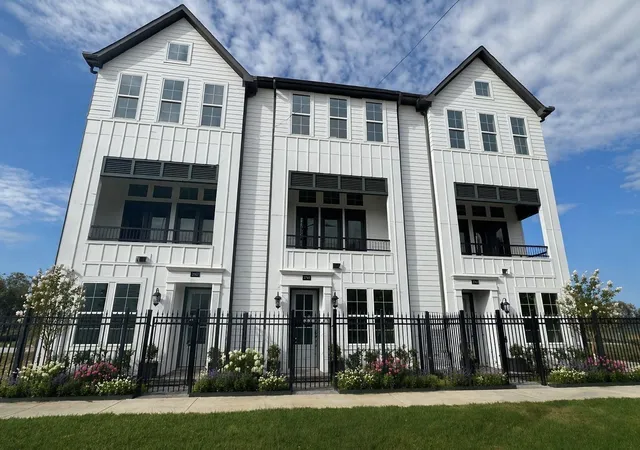 1st image of 2747 Providence St, Houston, TX 77020 | MLS# 14822591