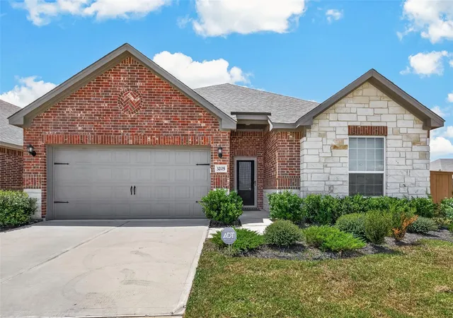 1st image of 3205 Foresail Ln, Santa Fe, TX 77510 | MLS# 67295118