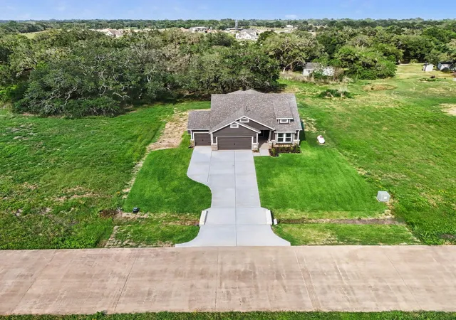 Photo 1 of Single family home for sale at 22 Red Barn Rd, Bay City, TX 77414 | MLS# 32255936 | Listing updated on 2026-08-31