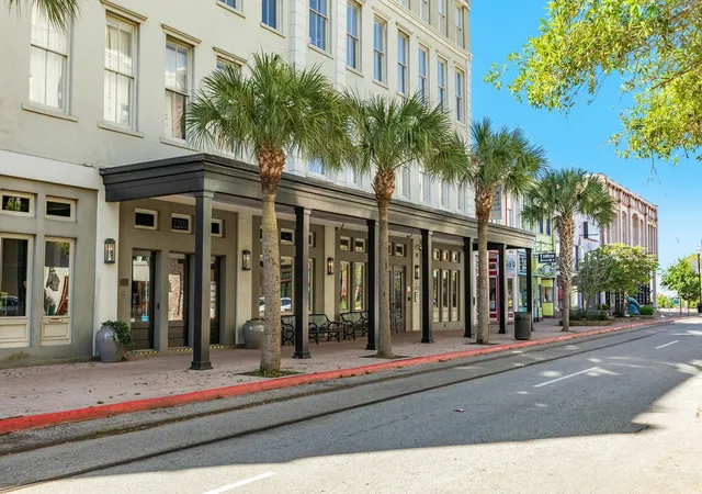 1st image of 2207 Postoffice St #422, Galveston, TX 77550 | MLS# 67612709